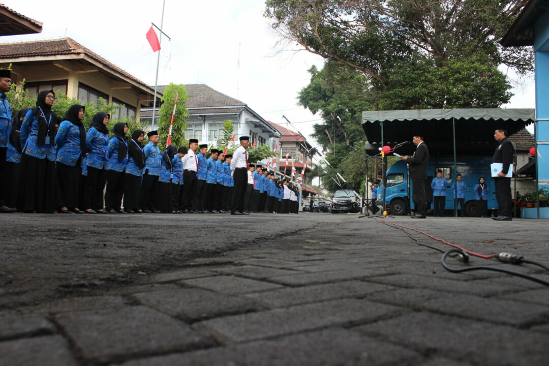 UPACARA HUT KEMERDEKAAN RI KE-74
