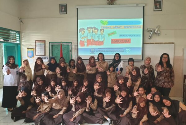 SDN JETIS 1 PEDULI BAHAYA NARKOBA SDN JETIS 1 PEDULI BAHAYA NARKOBA
