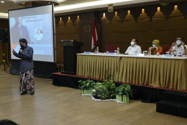 DEPUTI PEMBERDAYAAN MASYARAKAT BNN RI BERIKAN ARAHAN BAGI PARA STAKEHOLDER DI YOGYAKARTA DEPUTI PEMBERDAYAAN MASYARAKAT BNN RI BERIKAN ARAHAN BAGI PARA STAKEHOLDER DI YOGYAKARTA