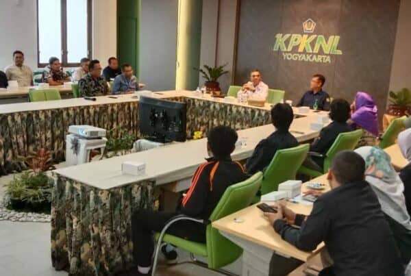 SOSIALISASI P4GN DI KPKNL YOGYAKARTA SOSIALISASI P4GN DI KPKNL YOGYAKARTA
