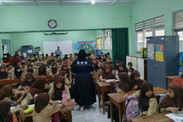 KESERUAN SOSIALIASI DI SD NEGRI WARUNGBOTO Konsep Otomatis
