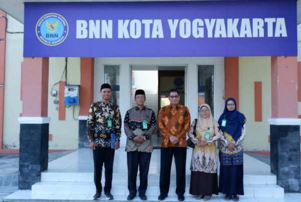 BNN Kota Yogyakarta dan MTsN 1 Yogyakarta Teken Perjanjian Kerja Sama wujudkan Sekolah Bebas Narkoba BNN Kota Yogyakarta dan MTsN 1 Yogyakarta Teken Perjanjian Kerja Sama wujudkan Sekolah Bebas Narkoba